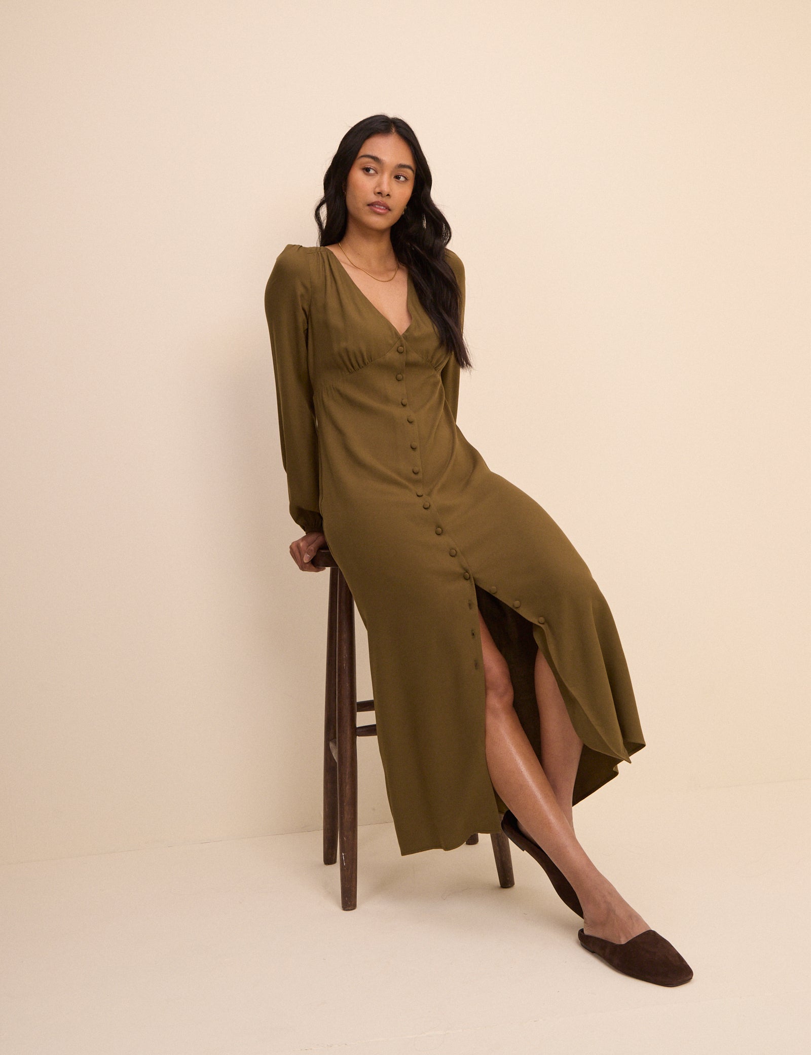 Green Button Front Neck Midaxi Dress - Image 4