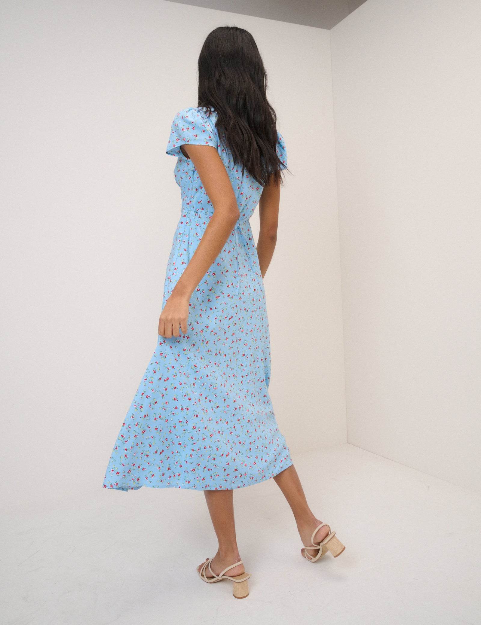Blue Floral Lace Neck Midi Dress - Image 5
