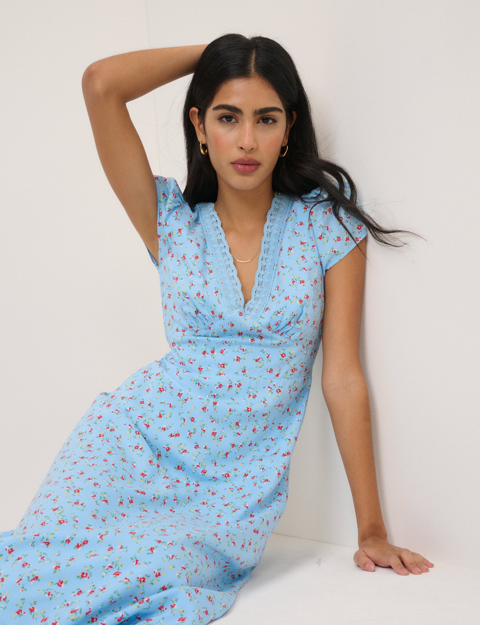 Blue Floral Lace Neck Midi Dress - Image 2