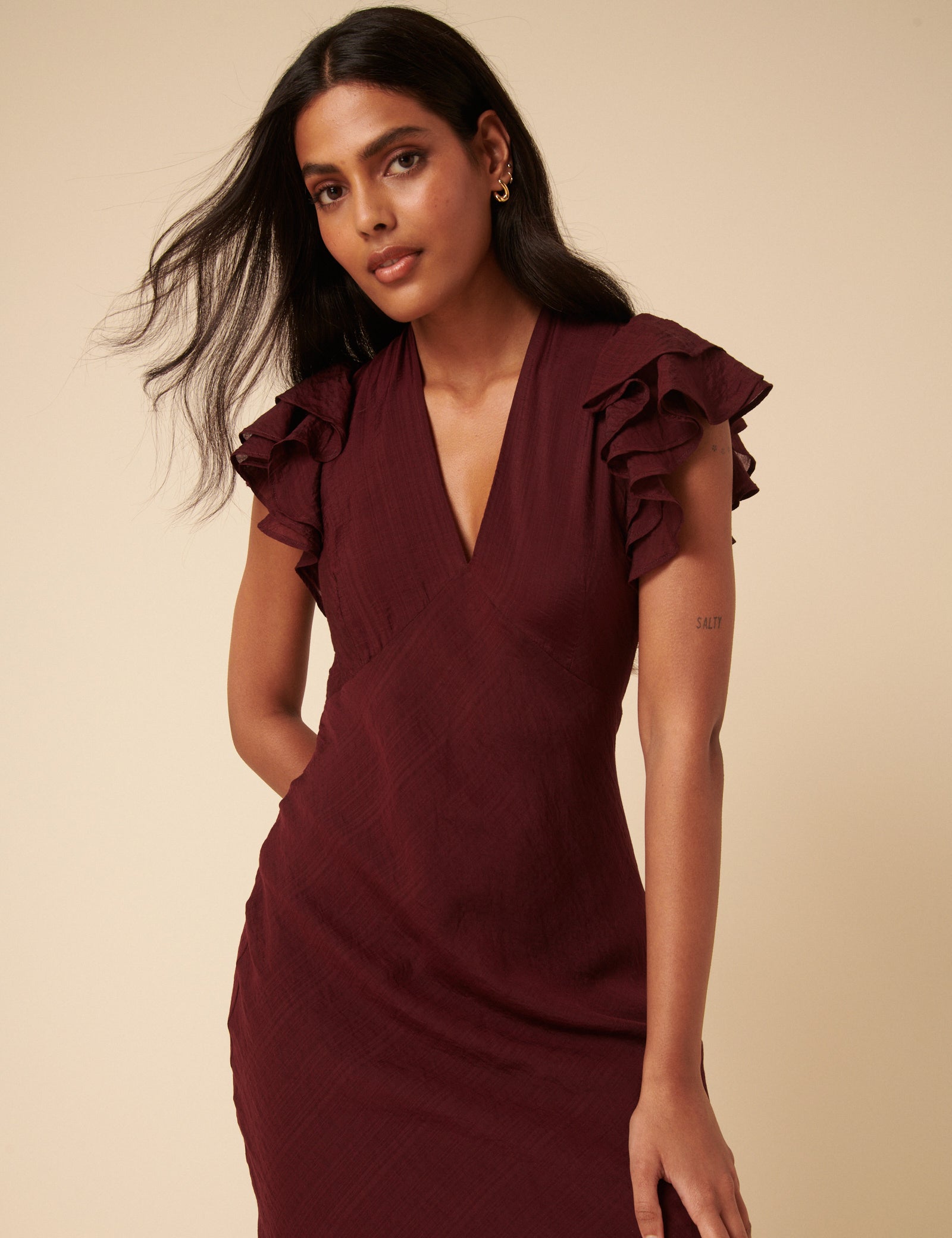 Red Burgundy Neck Short Sleeve Midi Dress - Image 4